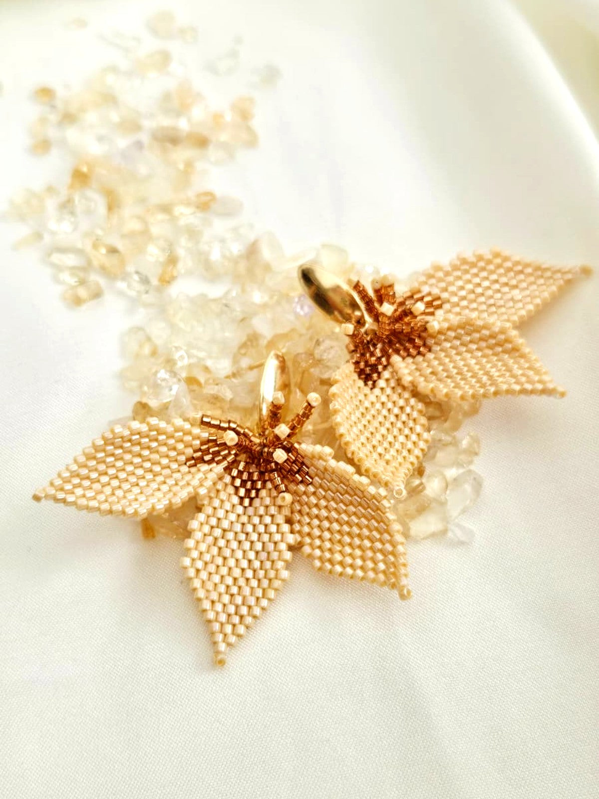 Cercei flori 3 petale - ❤️ Creatii Delicate