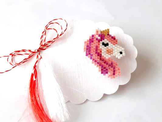 Brosa martisor unicorn